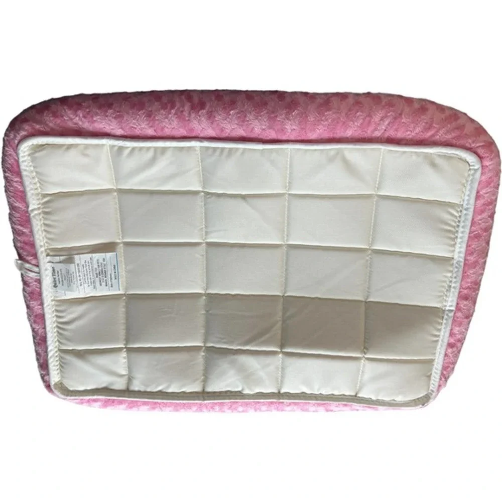 Quiet Time‎ Fashion Pet Bed Pink NWOB
